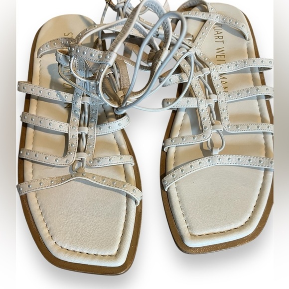 Stuart Weitzman Kora Pearly Stud Gladiator Sandals Seashell - Picture 5 of 8